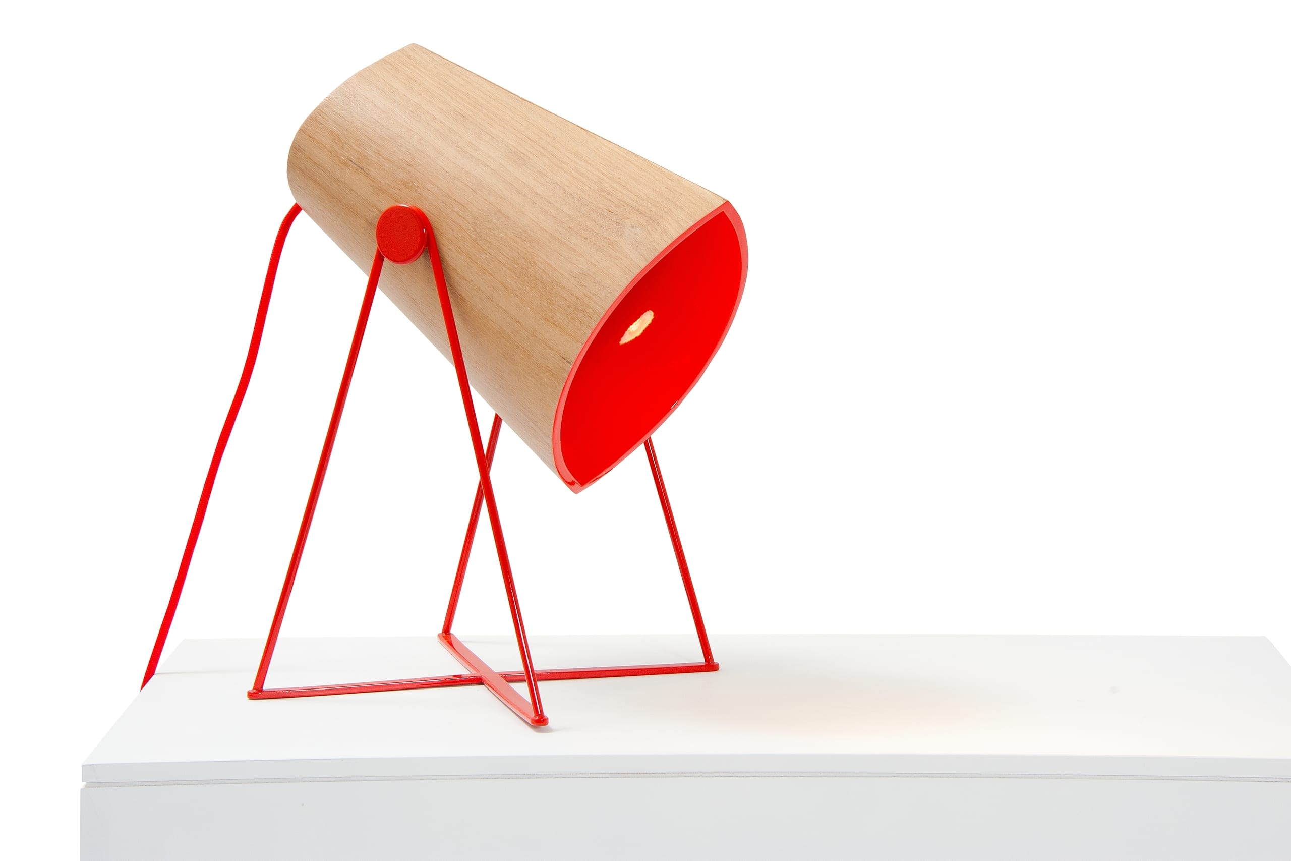 Luminária de Mesa Cono