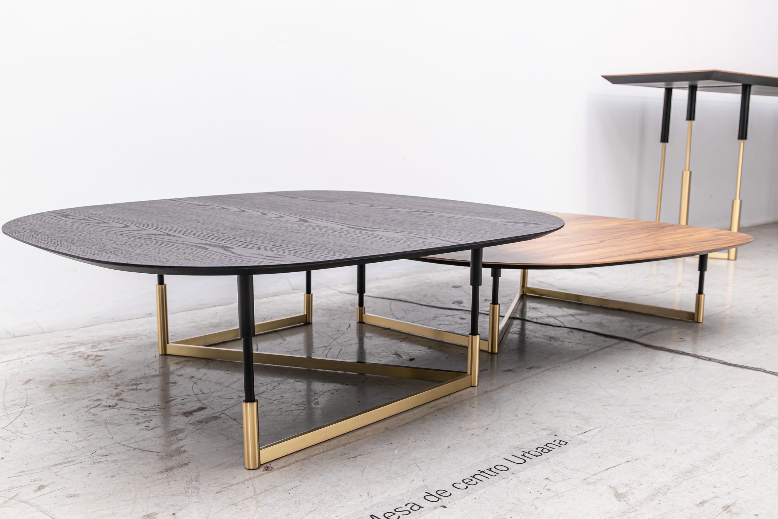 Mesa de Centro Urbana